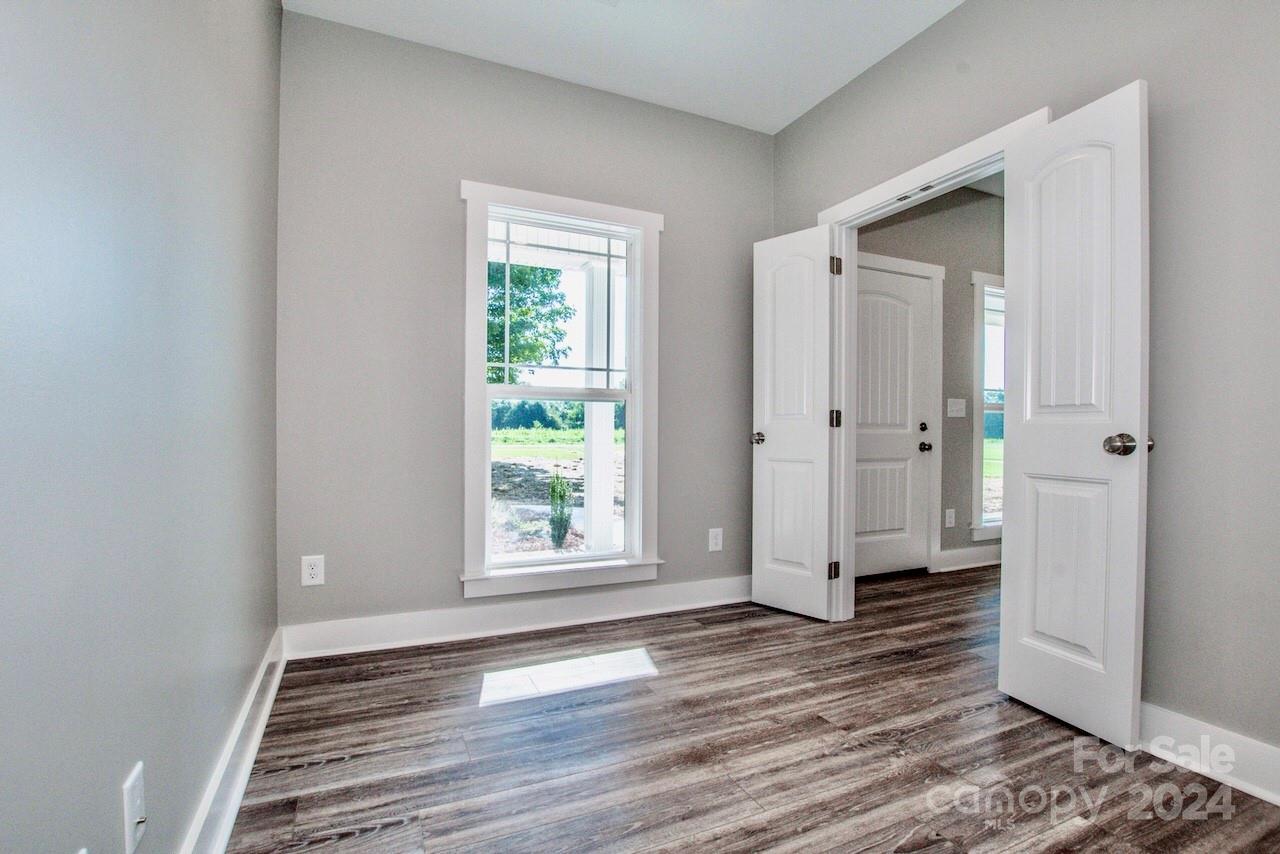 404 Longview Road Statesville, NC 28625 - Photo 13 of 33 Gallery Image 13