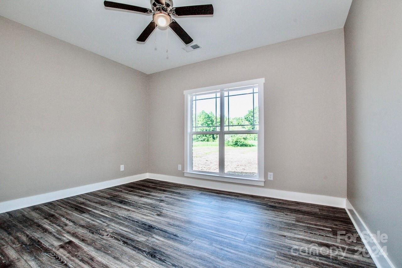 404 Longview Road Statesville, NC 28625 - Photo 20 of 33 Gallery Image 20