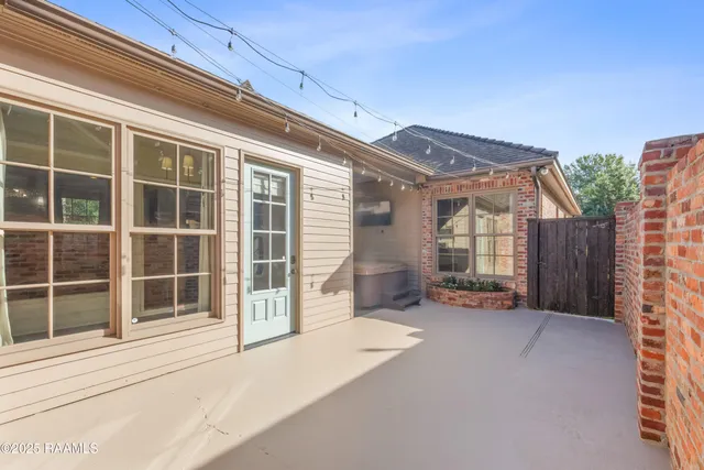 $650,000 | 306 River Ranch Boulevard, Lafayette, LA 70508