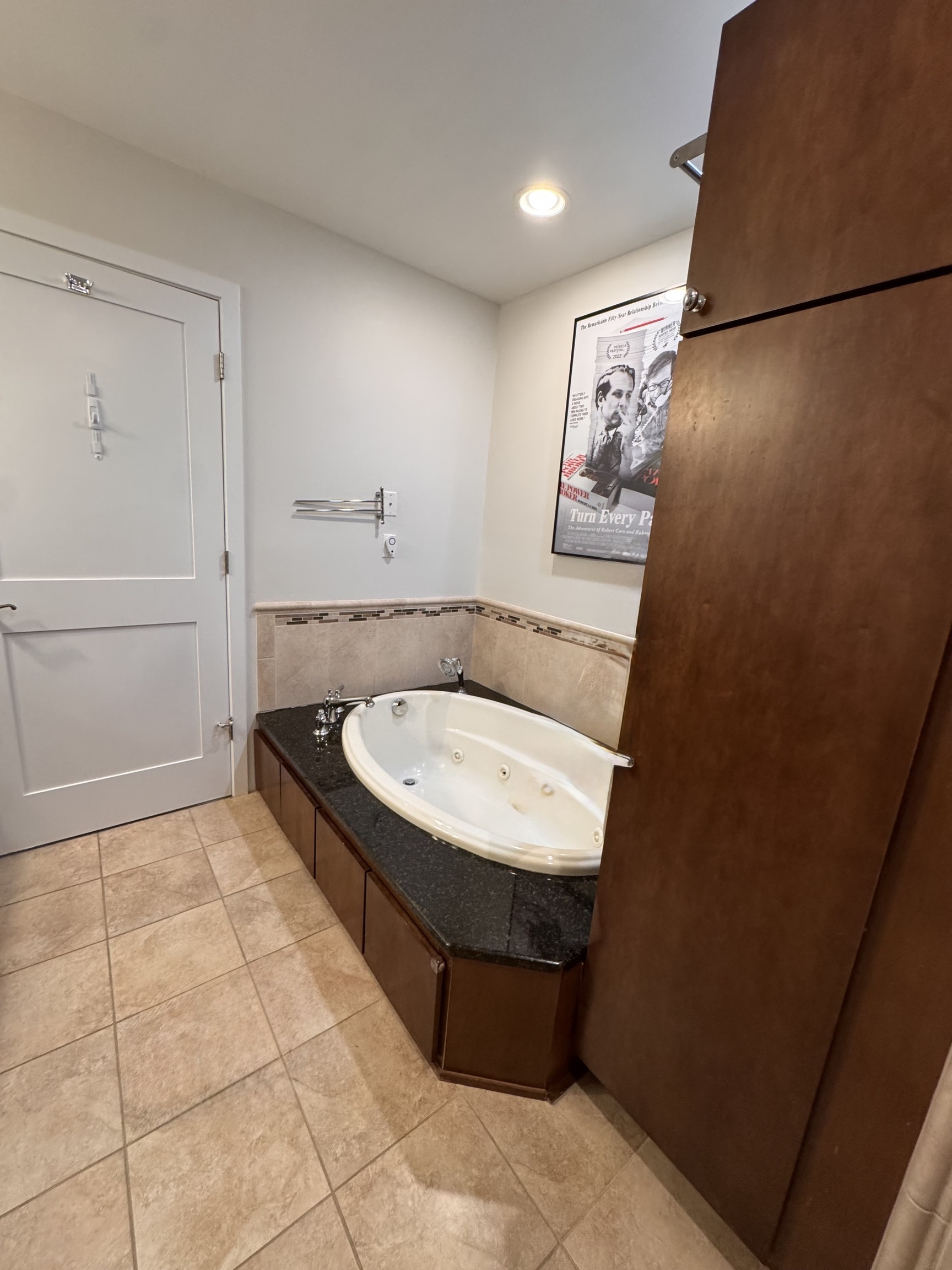 301 Post Road East, Unit 8 Westport, CT 06880 - Photo 15 of 18 a view of bathroom