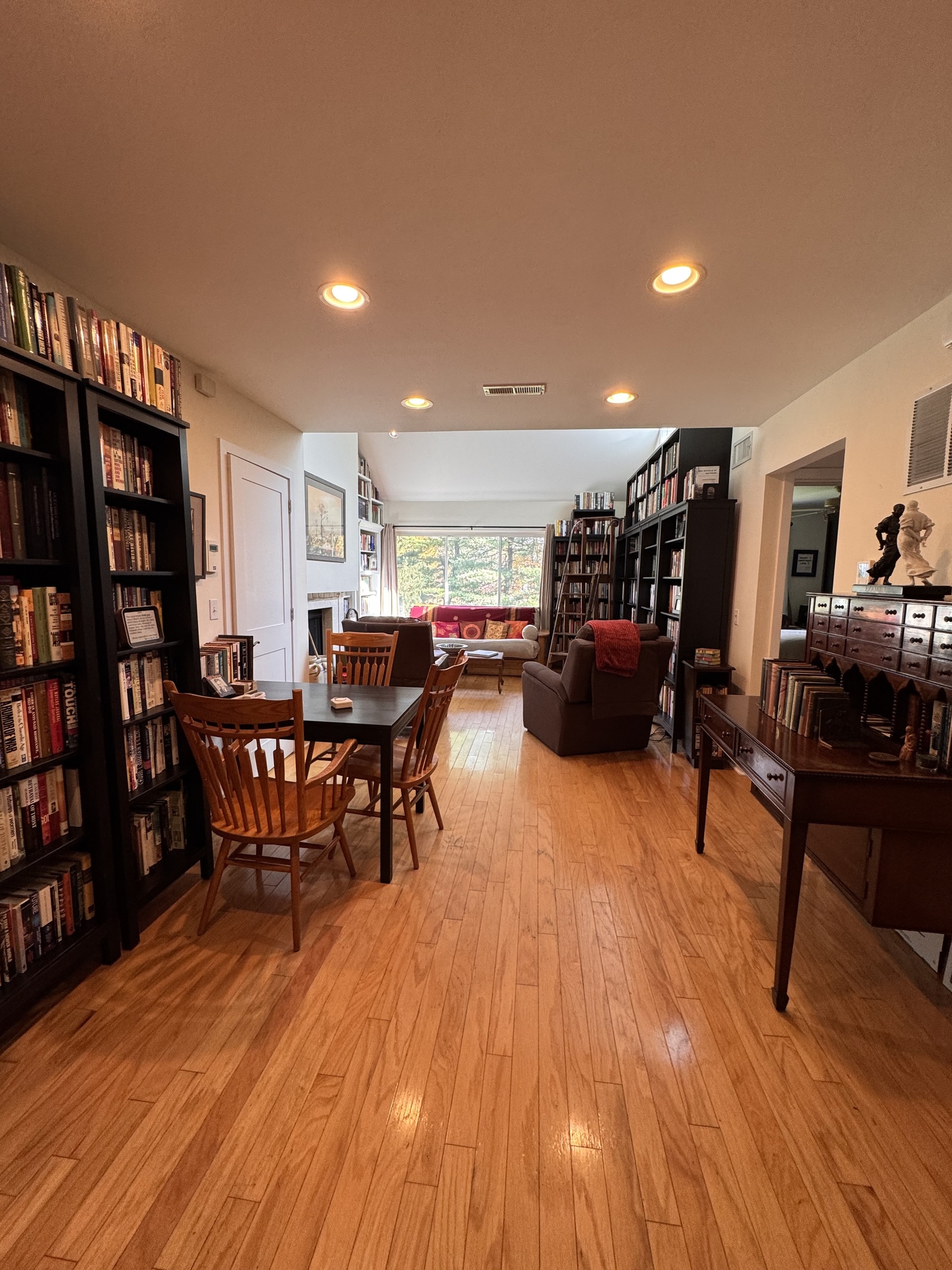 301 Post Road East, Unit 8 Westport, CT 06880 - Photo 7 of 18 a living room with furniture and wooden floor