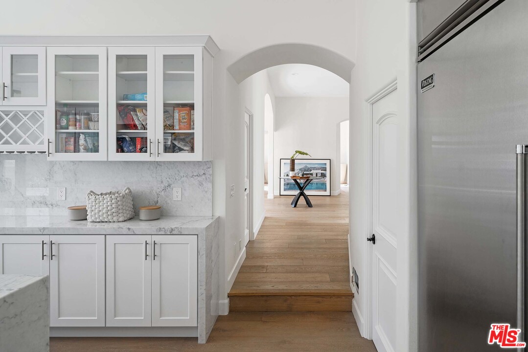 3170 Santa Maria Road Topanga, CA 90290 - Photo 26 of 60 a view of entryway and hall with wooden floor