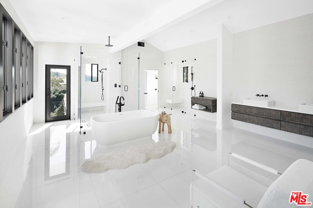 3170 Santa Maria Road Topanga, CA 90290 - Photo 36 of 60