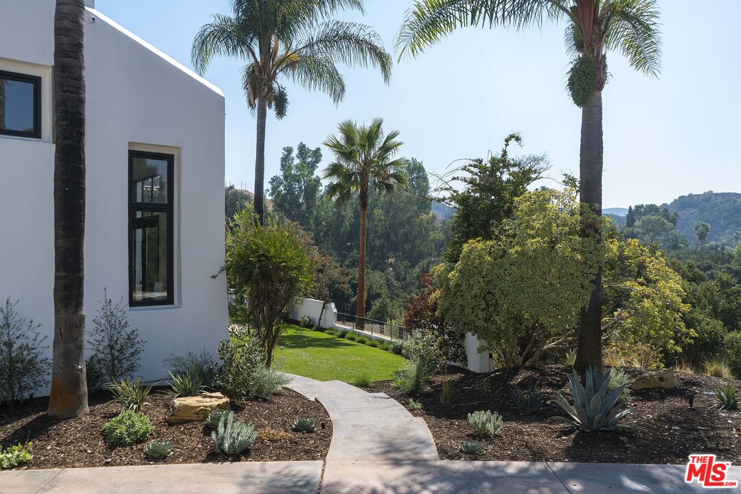 3170 Santa Maria Road Topanga, CA 90290 - Photo 5 of 60