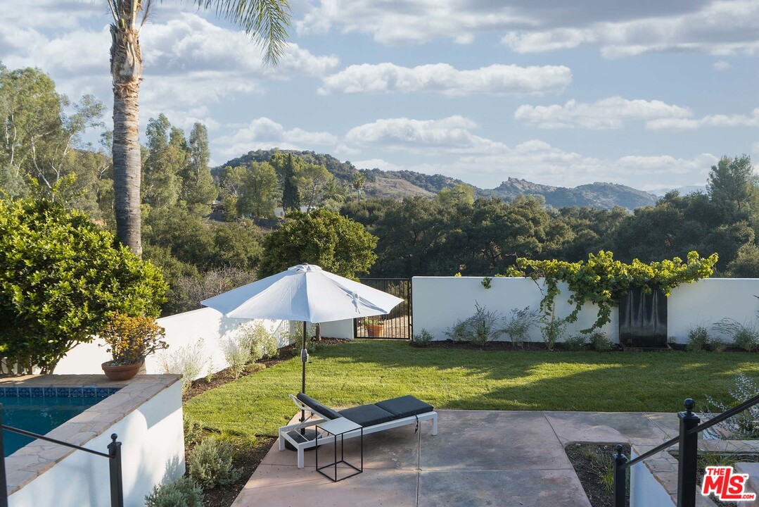 3170 Santa Maria Road Topanga, CA 90290 - Photo 6 of 60 a view of a garden with an outdoor space