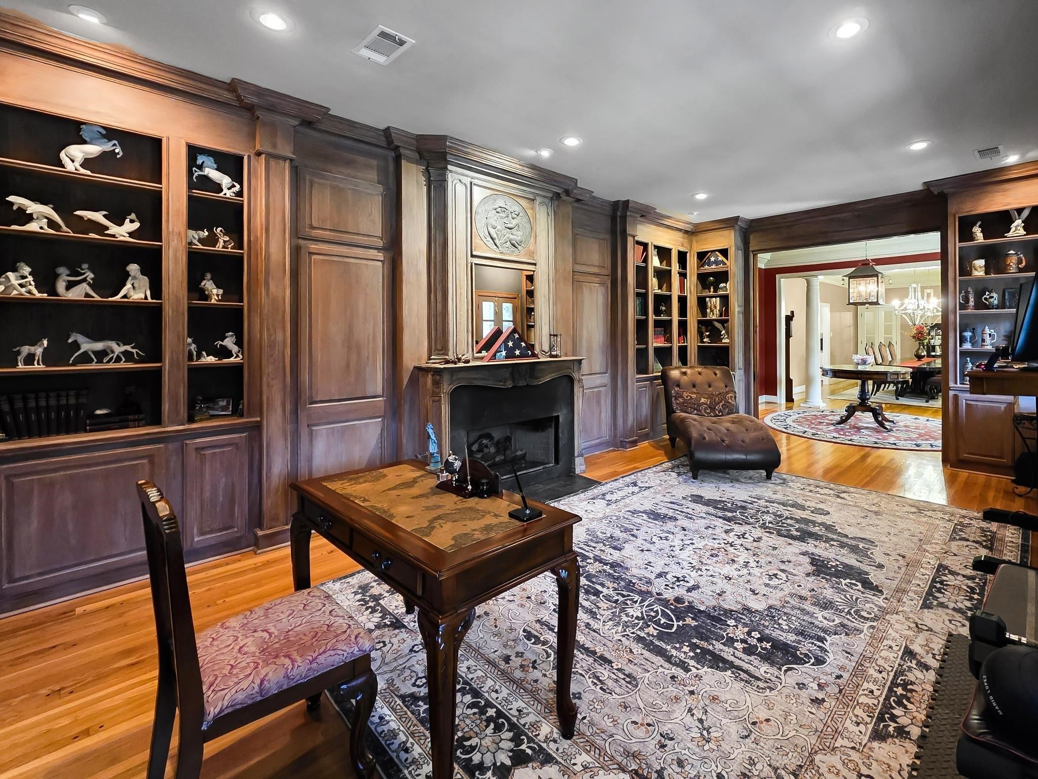 1725 Thomas Road Beaumont, TX 77706 - Photo 8 of 49 Gallery Image 8