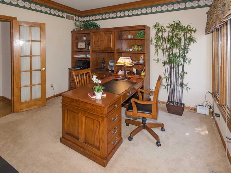 8125 Sargent Ridge Indianapolis, IN 46256 - Photo 11 of 24 Gallery Image 11