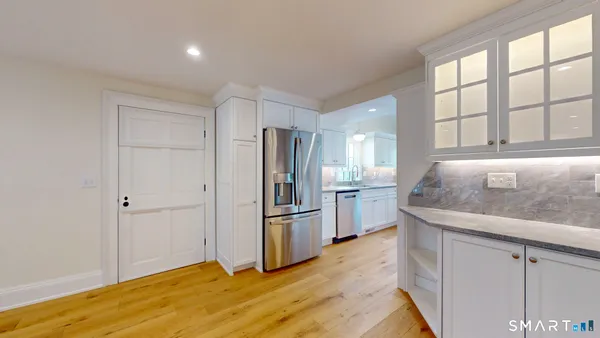 $689,900 | 1489 Main Street, Glastonbury, CT 06033