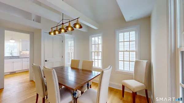 $799,000 | 1489 Main Street, Glastonbury, CT 06033