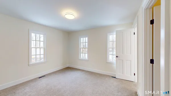 $799,000 | 1489 Main Street, Glastonbury, CT 06033