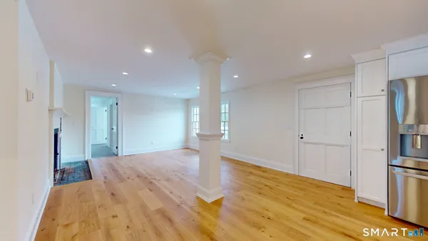 $689,900 | 1489 Main Street, Glastonbury, CT 06033