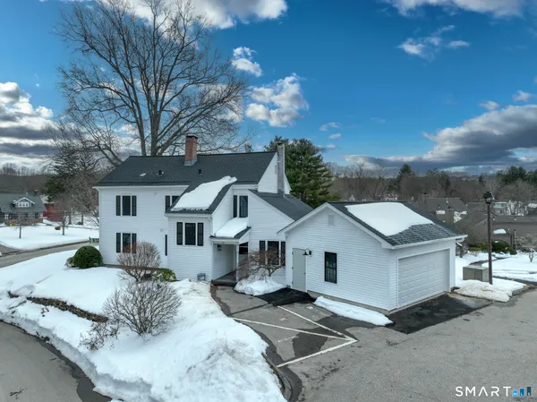 $799,000 | 1489 Main Street, Glastonbury, CT 06033