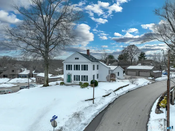 $689,900 | 1489 Main Street, Glastonbury, CT 06033