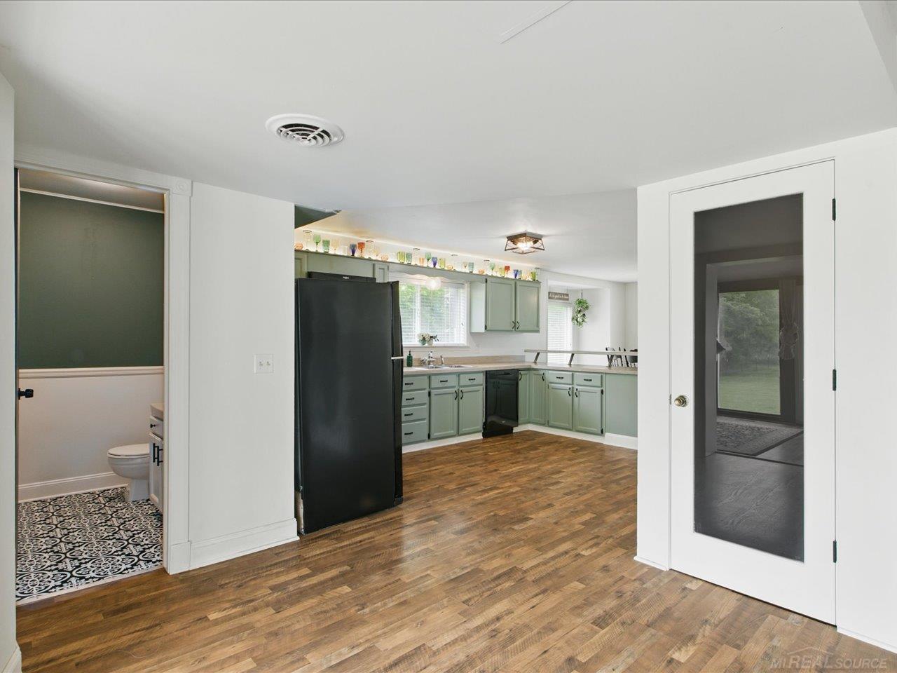 13485 South Block Road Birch Run, MI 48415 - Photo 18 of 61 50205356-3e6cd86d-d73b-412e-82a5-eca1da245c1e.JPG