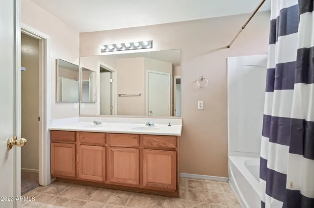 $2,150 | 1559 South Longspur Lane, Gilbert, AZ 85296