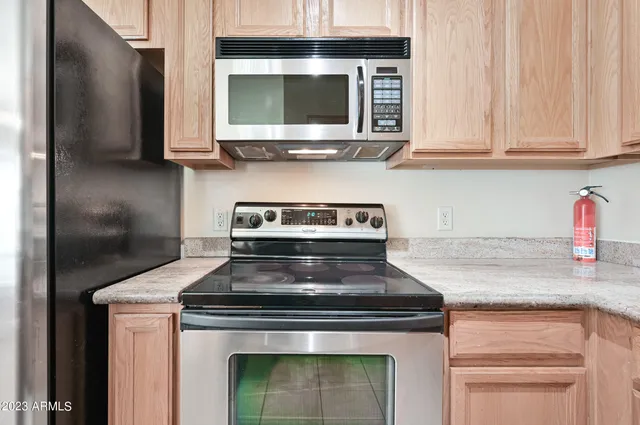 $2,150 | 1559 South Longspur Lane, Gilbert, AZ 85296