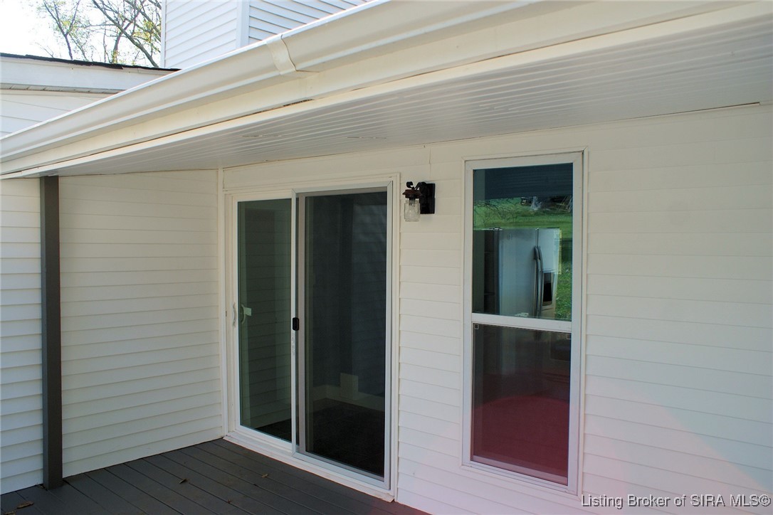 207 E Street Northwest Depauw, IN 47115 - Photo 11 of 68