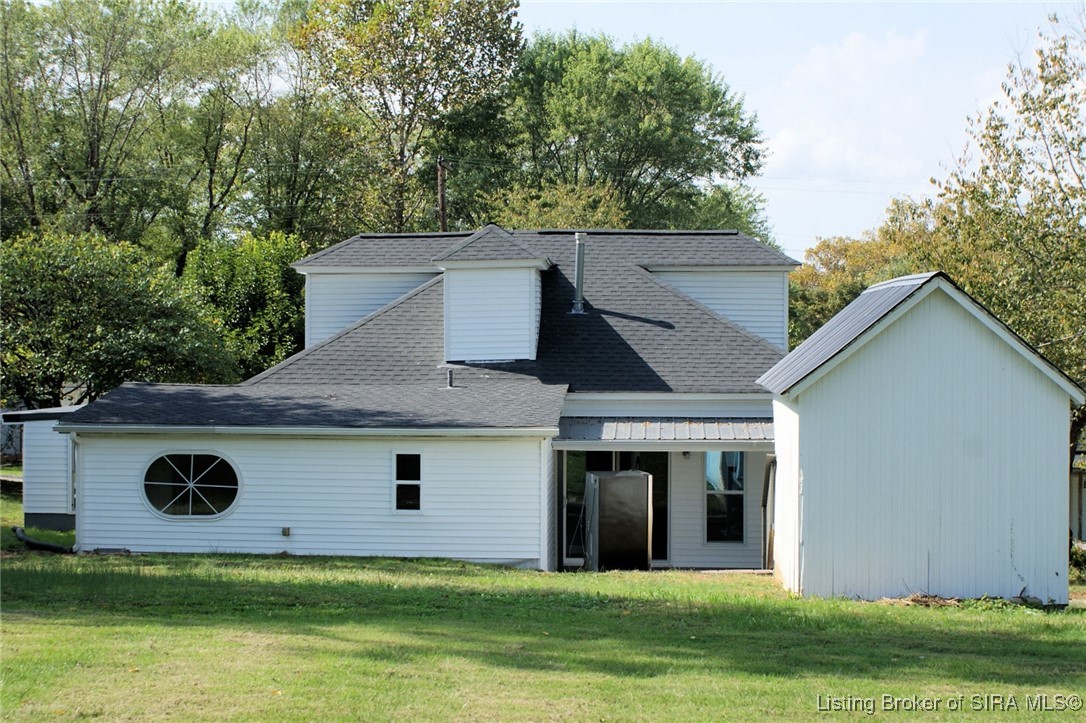 207 E Street Northwest Depauw, IN 47115 - Photo 16 of 68