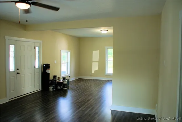 $192,000 | 207 E Street Northwest, Depauw, IN 47115