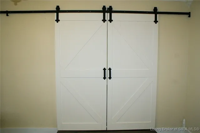 $192,000 | 207 E Street Northwest, Depauw, IN 47115