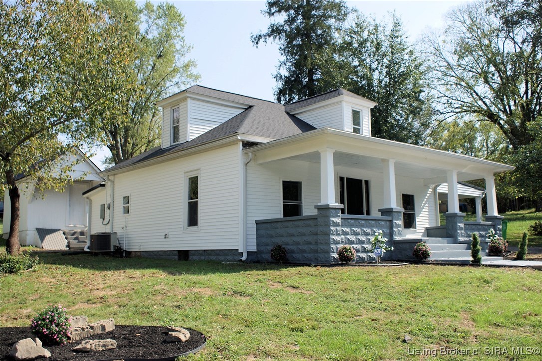 207 E Street Northwest Depauw, IN 47115 - Photo 4 of 68