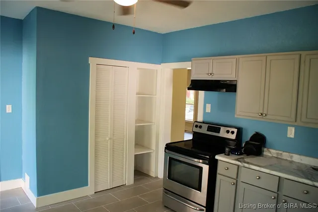 $192,000 | 207 E Street Northwest, Depauw, IN 47115