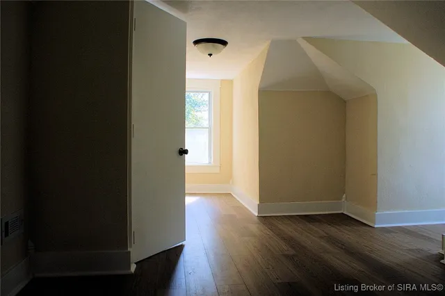 $192,000 | 207 E Street Northwest, Depauw, IN 47115