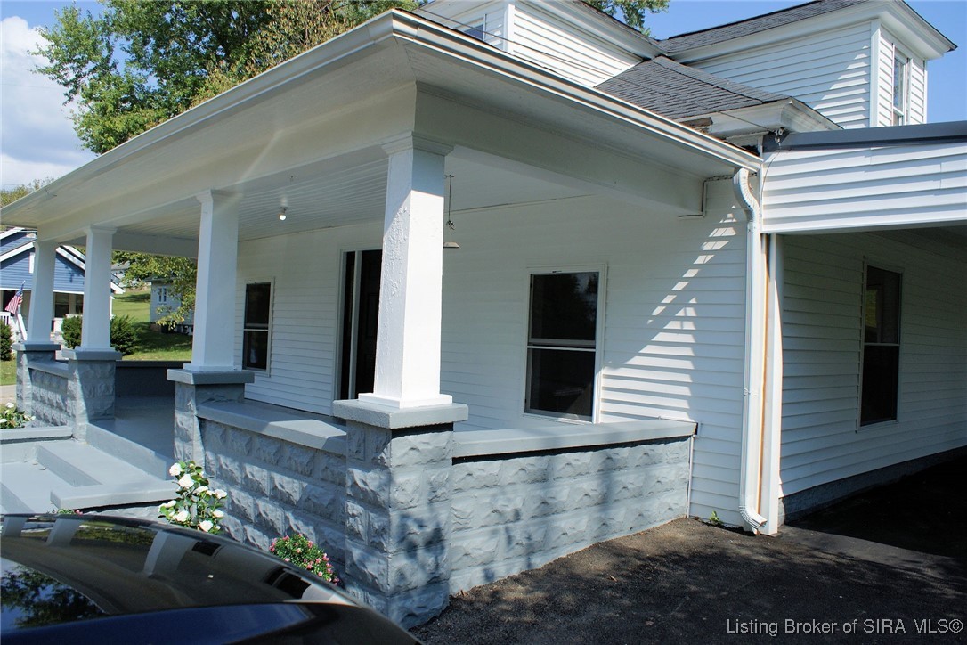 207 E Street Northwest Depauw, IN 47115 - Photo 8 of 68