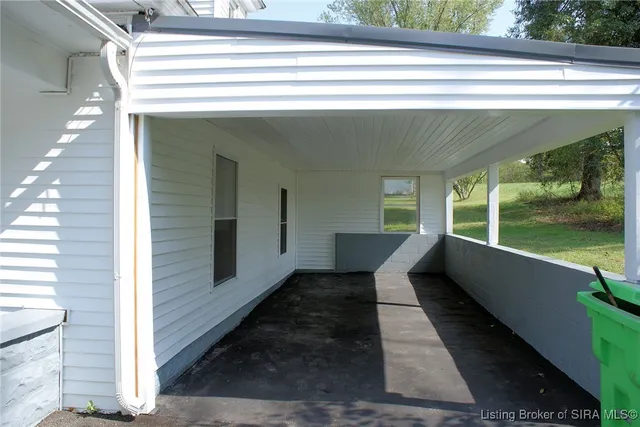 $192,000 | 207 E Street Northwest, Depauw, IN 47115