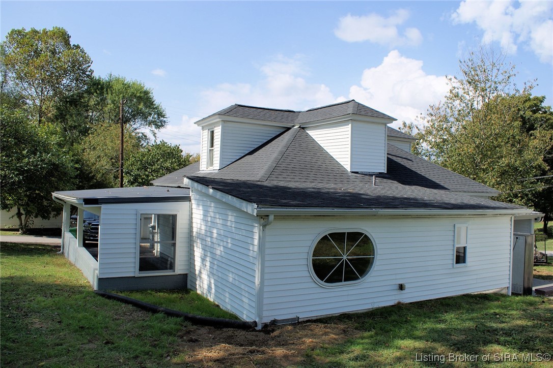 207 E Street Northwest Depauw, IN 47115 - Photo 10 of 68