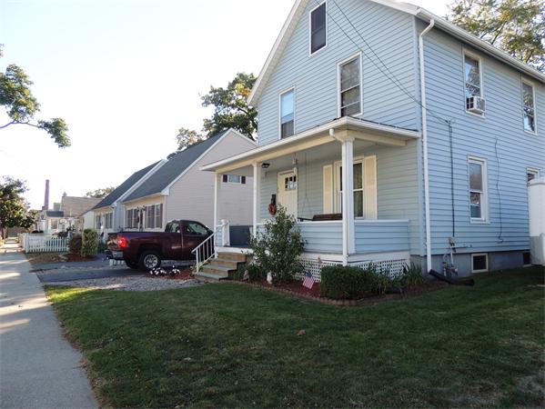 52 Fresno Street Springfield, MA 01104 - Photo 2 of 21