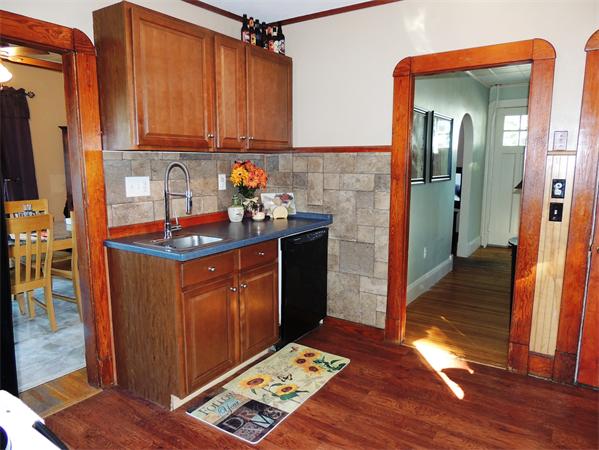 52 Fresno Street Springfield, MA 01104 - Photo 10 of 21