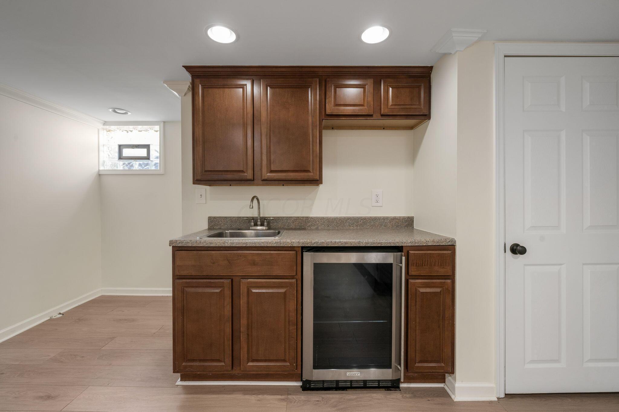 2674 Kent Road Columbus, OH 43221 - Photo 35 of 40 55-web-or-mls-DSC03887