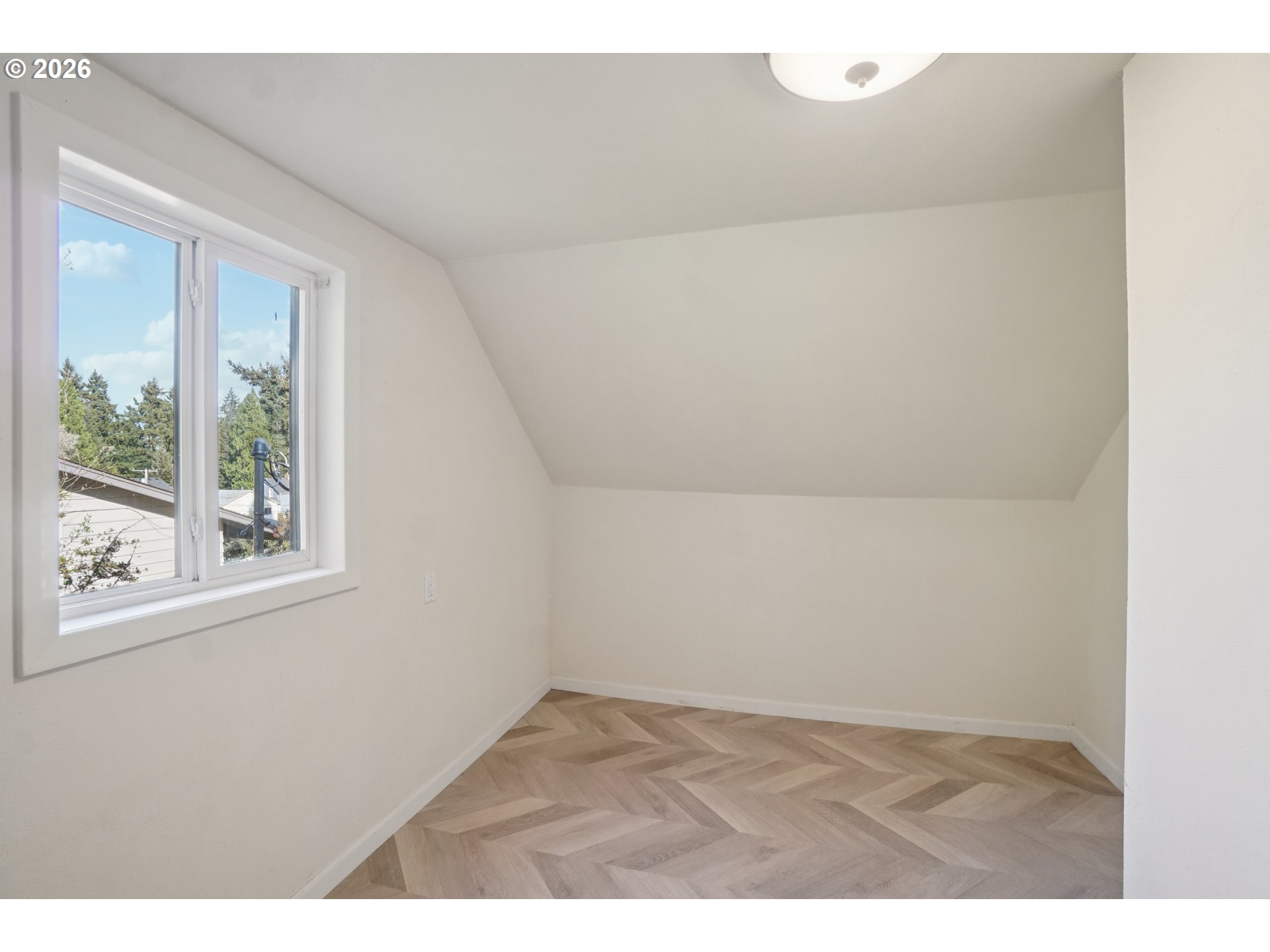 5625 Southeast Oetkin Road Milwaukie, OR 97267 - Photo 24 of 35