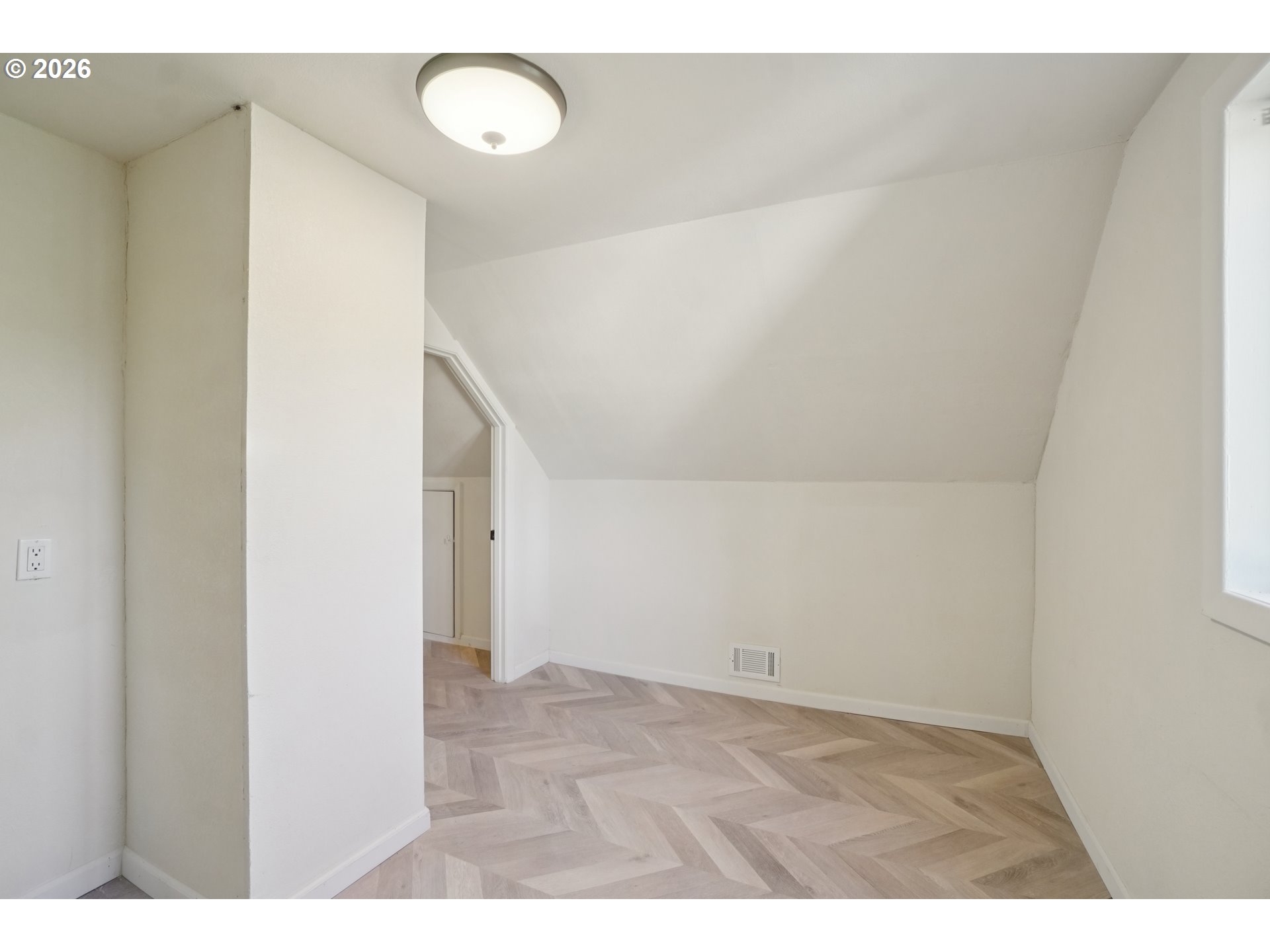 5625 Southeast Oetkin Road Milwaukie, OR 97267 - Photo 25 of 35