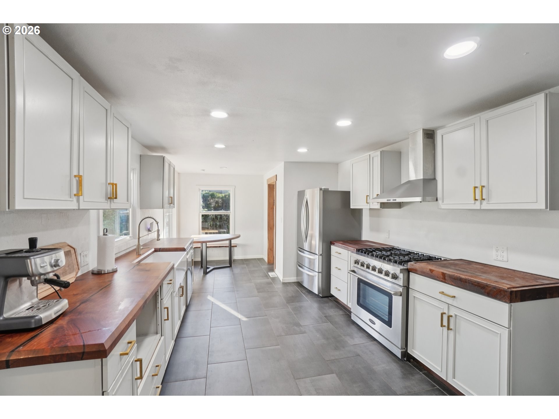 5625 Southeast Oetkin Road Milwaukie, OR 97267 - Photo 10 of 35