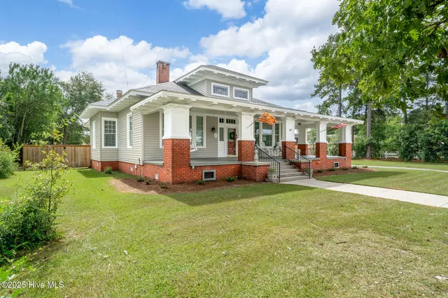 $370,000 | 112 East Hill Street, Warsaw, NC 28398