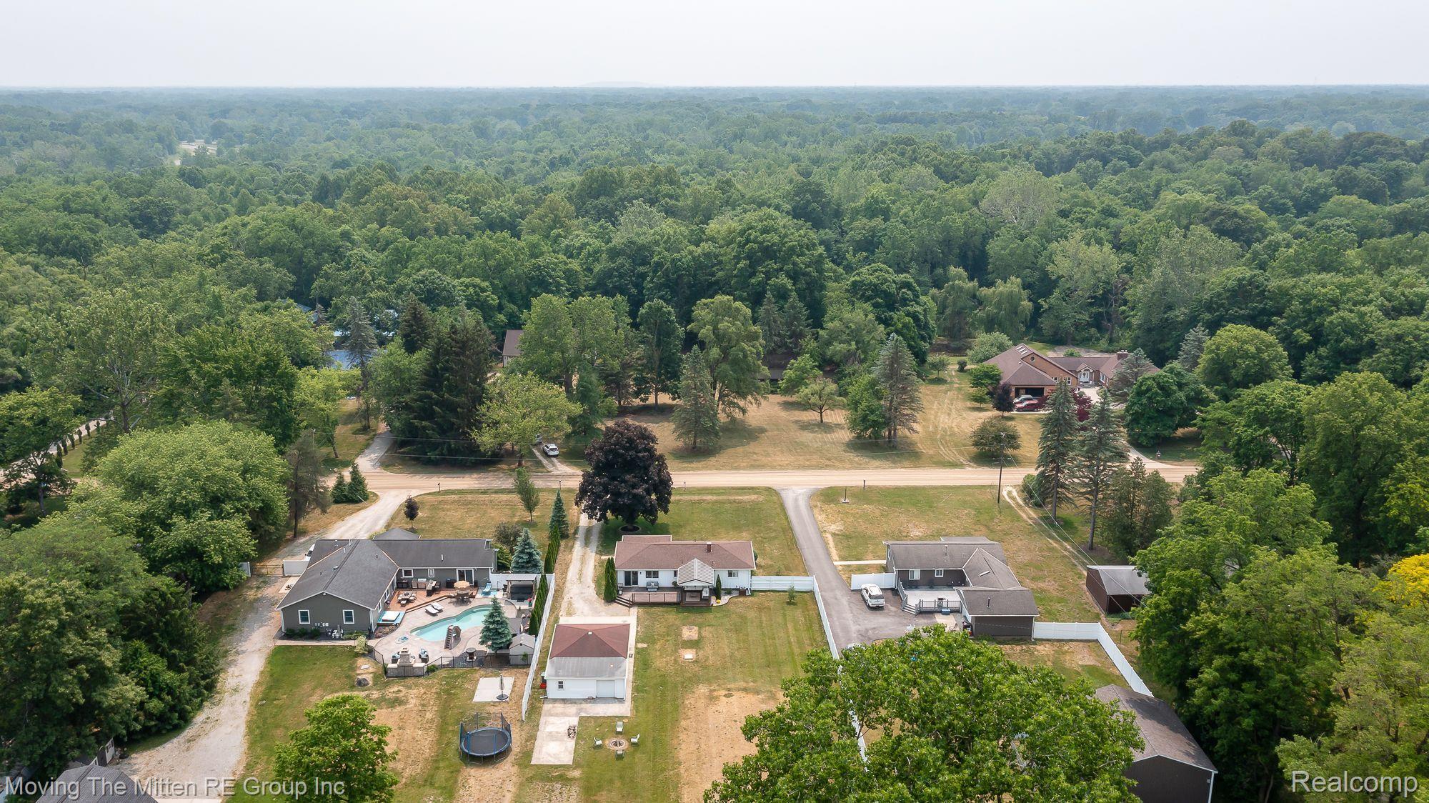 40302 Robbe Road Belleville, MI 48111 - Photo 73 of 73 Gallery Image 73