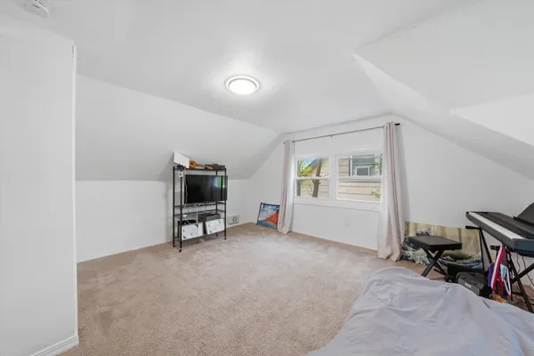 $272,000 | 277 West Raye Drive, Chicago Heights, IL 60411