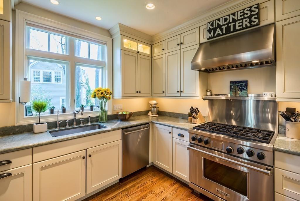 5 Bonad Road Marblehead, MA 01945 - Photo 6 of 31 Gallery Image 6