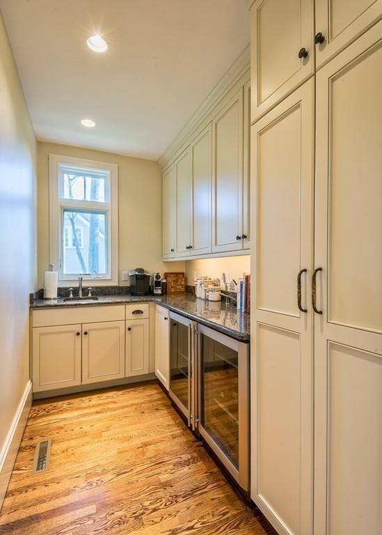 5 Bonad Road Marblehead, MA 01945 - Photo 8 of 31 Gallery Image 8