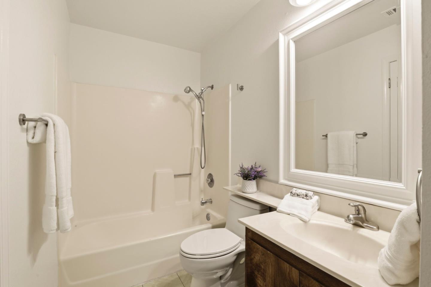 1548 Spring Valley Common Livermore, CA 94551 - Photo 19 of 35