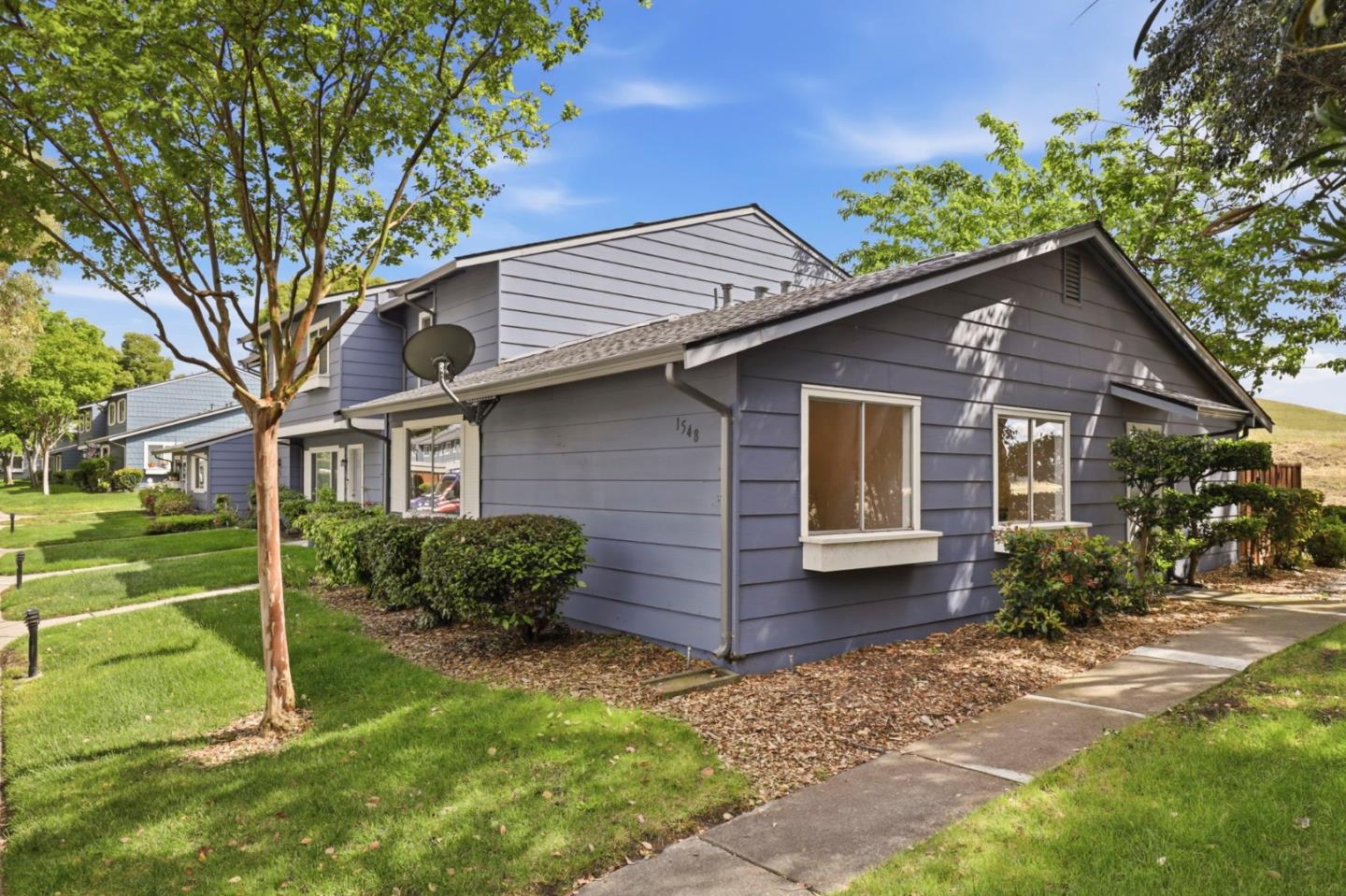 1548 Spring Valley Common Livermore, CA 94551 - Photo 2 of 35