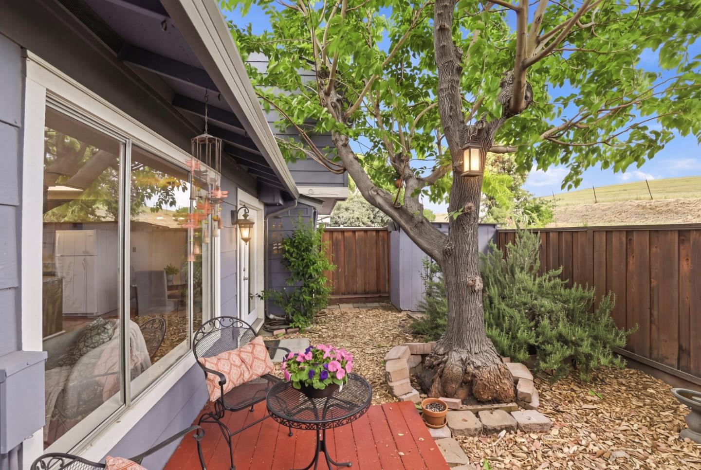 1548 Spring Valley Common Livermore, CA 94551 - Photo 22 of 35