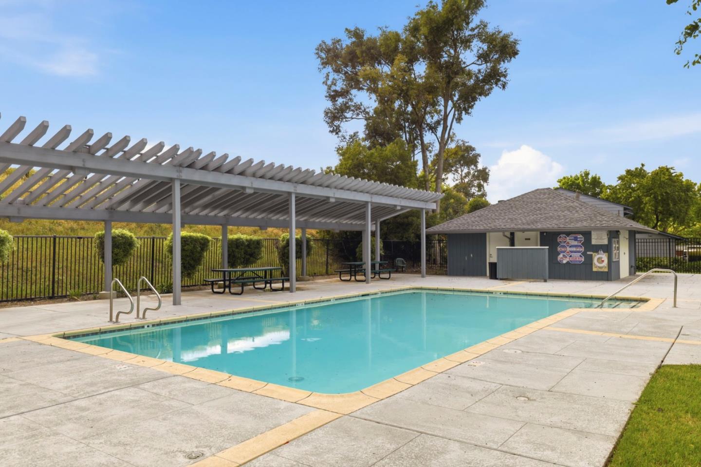 1548 Spring Valley Common Livermore, CA 94551 - Photo 30 of 35