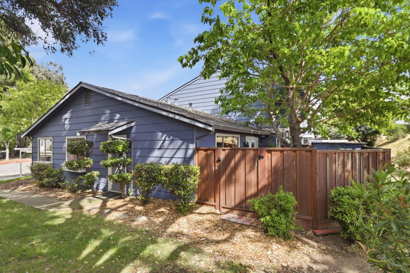 1548 Spring Valley Common Livermore, CA 94551 - Photo 3 of 35