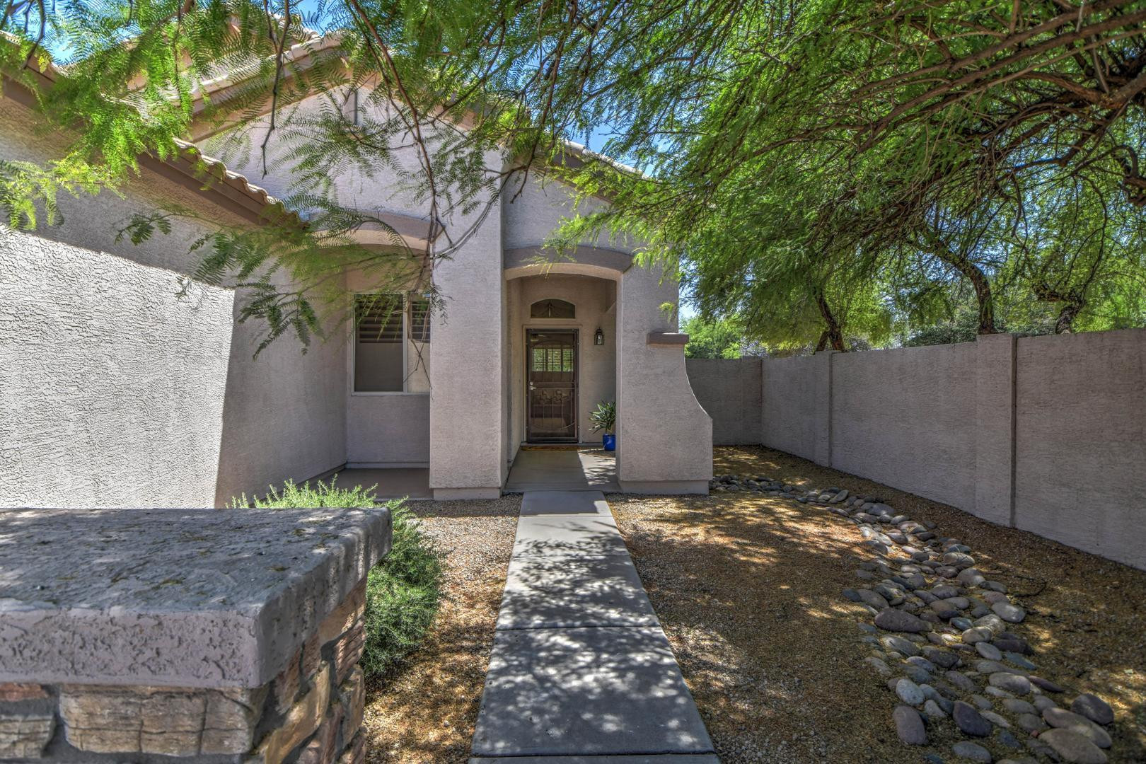 2567 East Brooks Street Gilbert, AZ 85296 - Photo 4 of 28 Photo #3