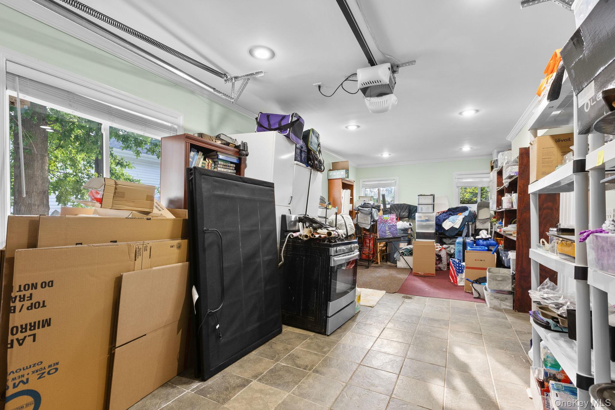 185 Rosedale Road Yonkers, NY 10710 - Photo 38 of 42 Gallery Image 38
