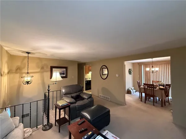 $197,500 | 1185 Bucknell Drive, Monroeville, PA 15146