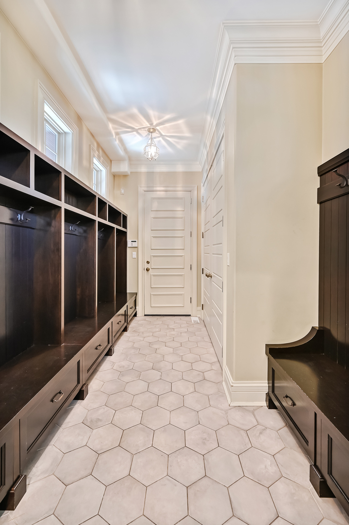 4736 Grand Avenue Western Springs, IL 60558 - Photo 21 of 69